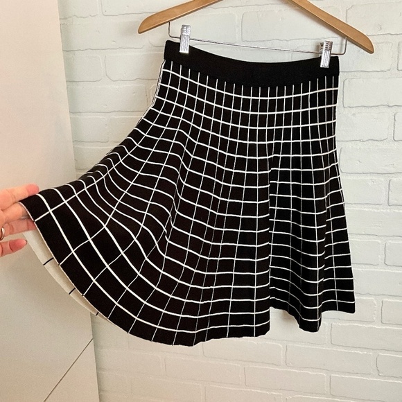 Saks Fifth Avenue Black Label Knit Skirt Plaid Academia Black Cream High waist M - Picture 3 of 10